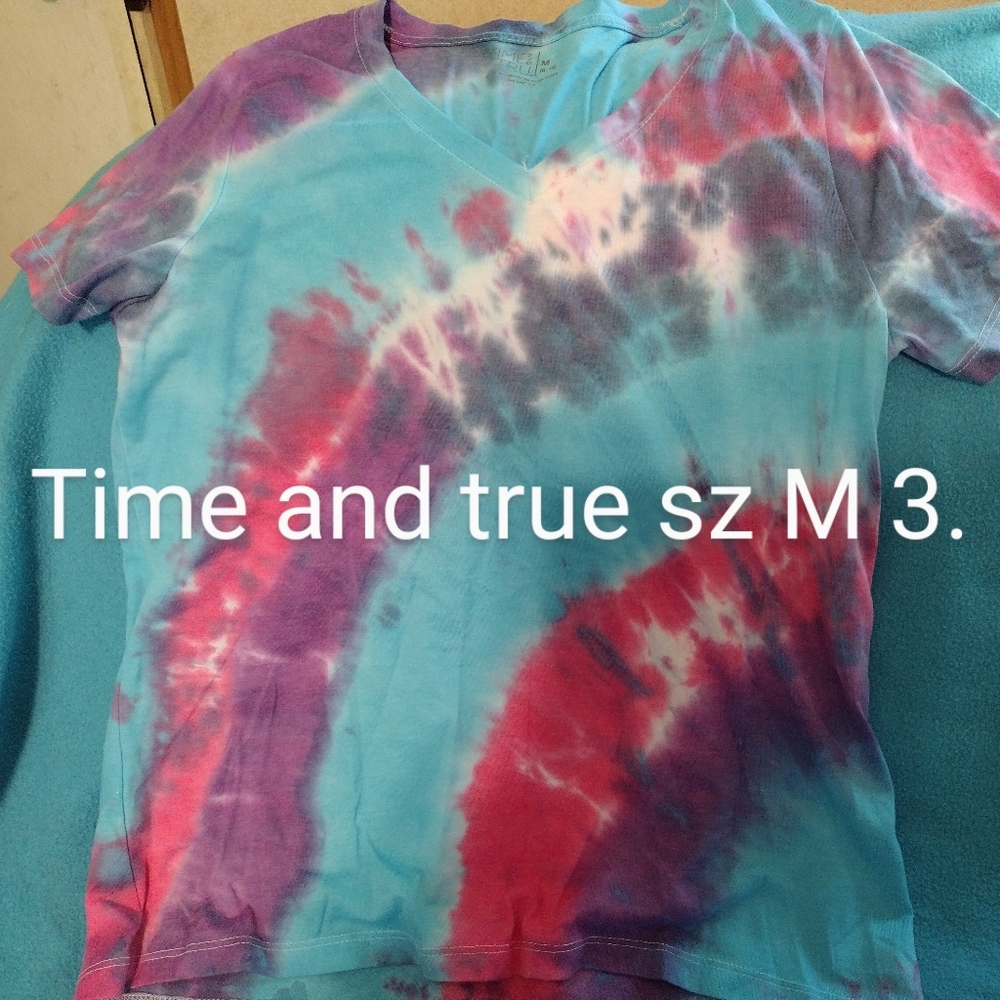 Tee shirt